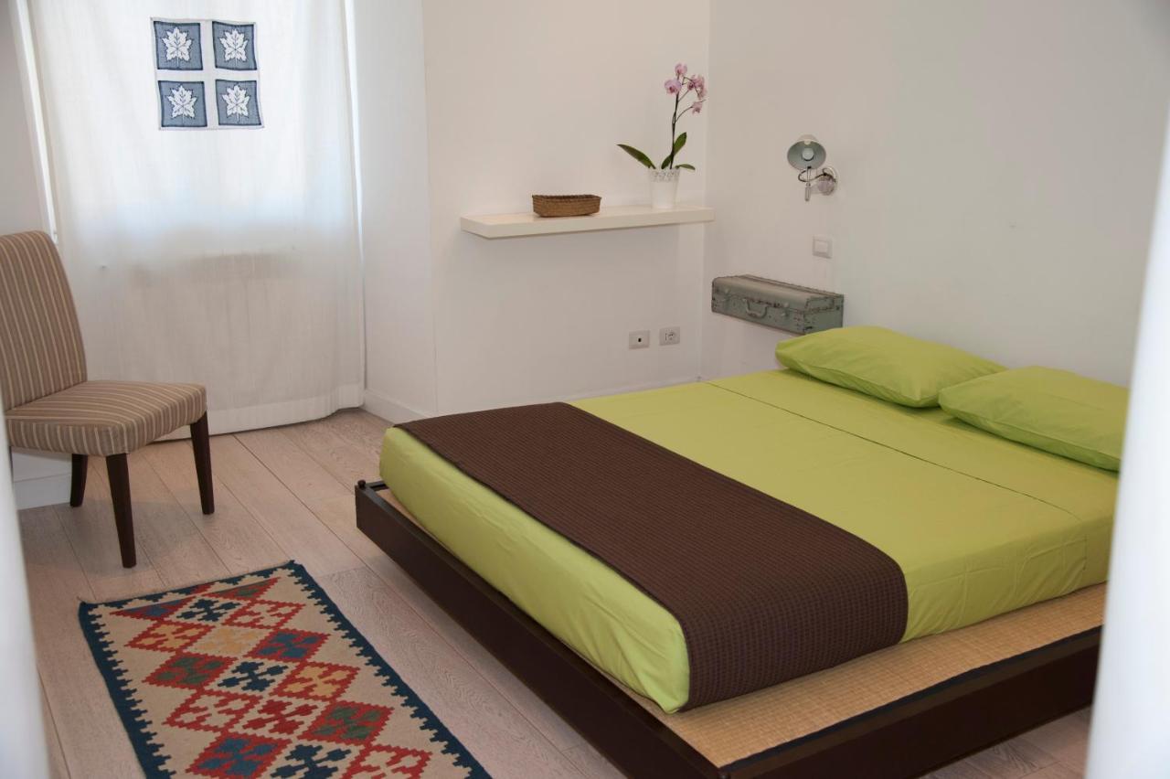 Center 2 Rooms B&B Рим Екстериор снимка