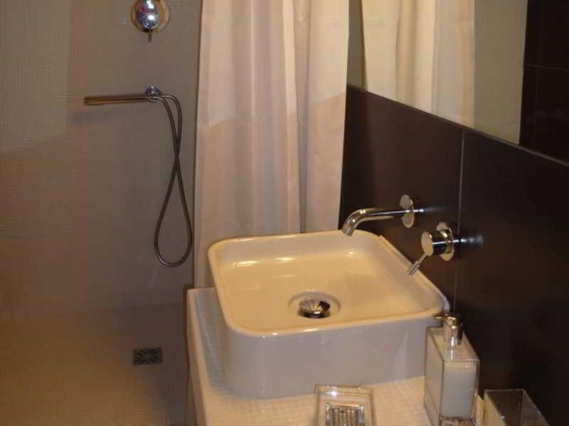 Center 2 Rooms B&B Рим Екстериор снимка